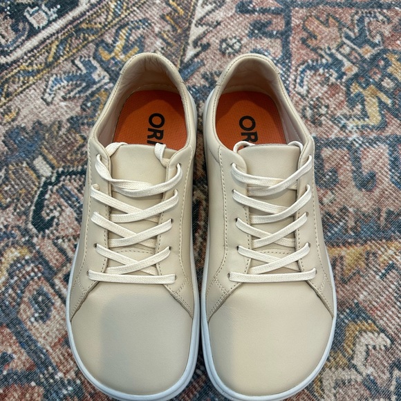 Origo The Everyday Sneaker in Latte, NWT - Picture 4 of 6